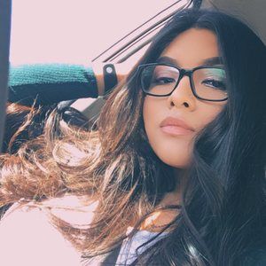 Meet your Posher, Gina